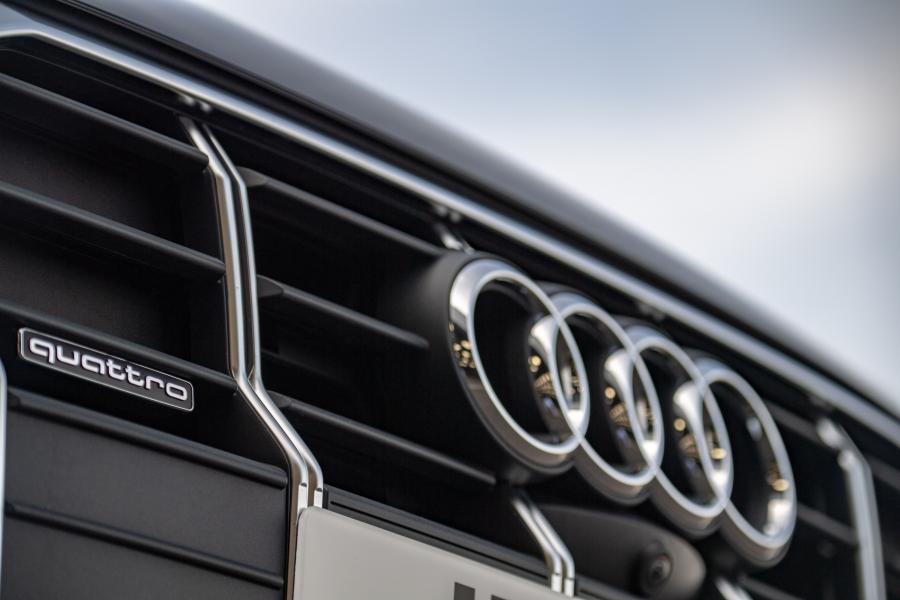 Логотип Audi A6 50 TDI Allroad Quattro 2019 года  (UK) (фото 15 из 40)